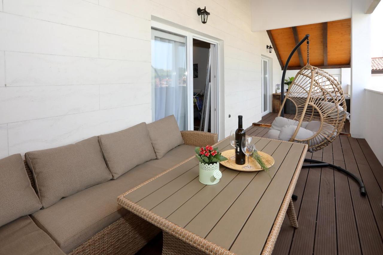 Luxury Apartments Monika Near The Sea With Private Parking Bibinje Exterior foto