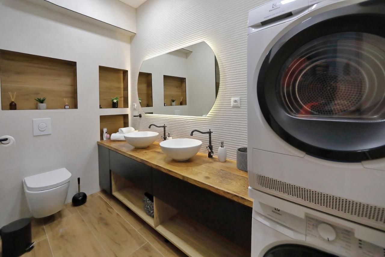 Luxury Apartments Monika Near The Sea With Private Parking Bibinje Exterior foto