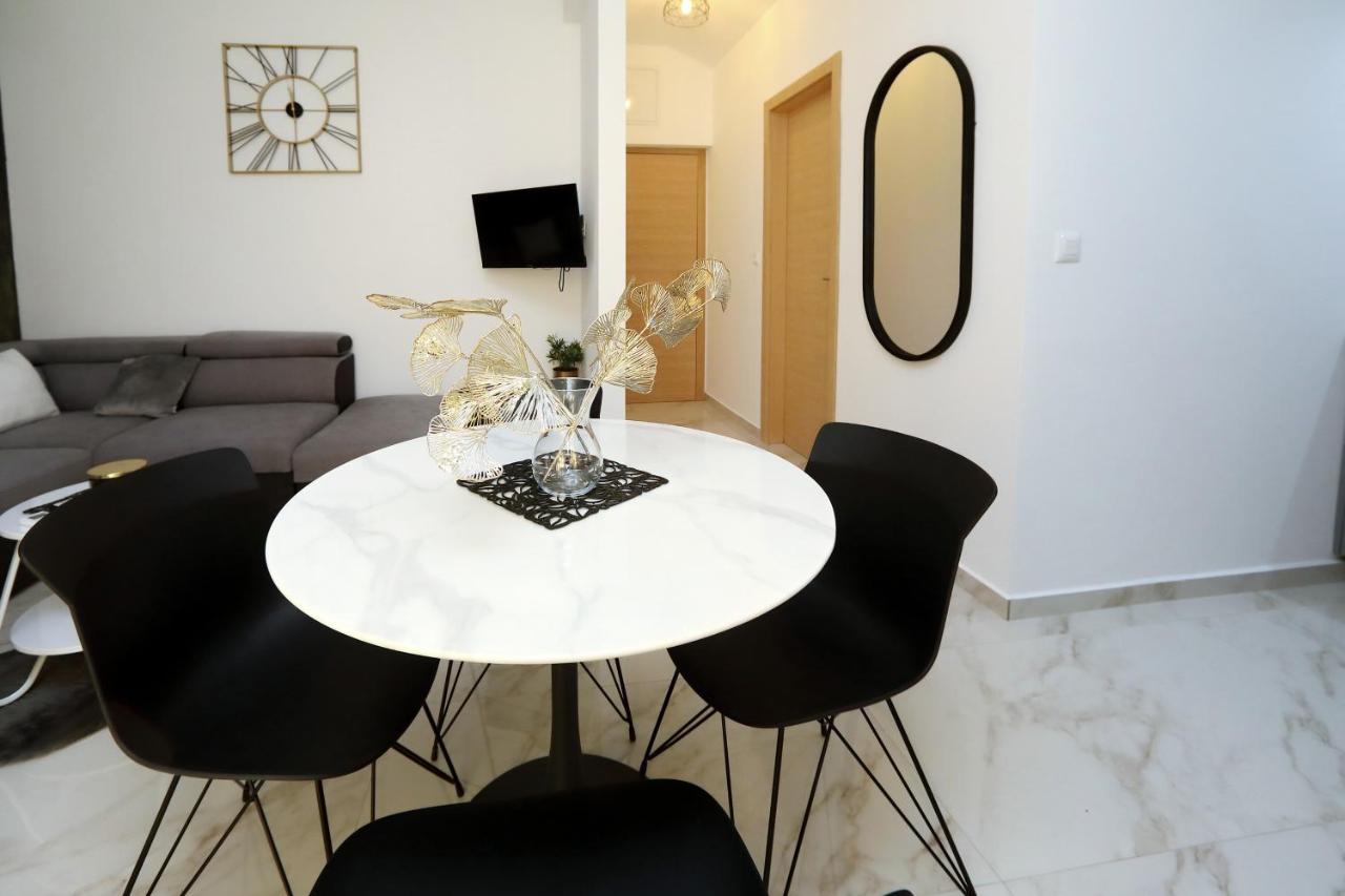 Luxury Apartments Monika Near The Sea With Private Parking Bibinje Exterior foto