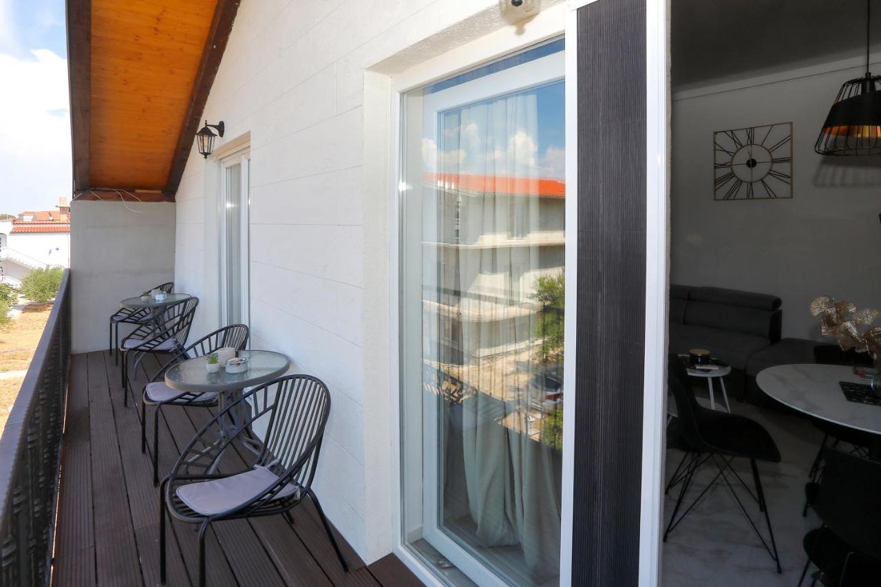 Luxury Apartments Monika Near The Sea With Private Parking Bibinje Exterior foto
